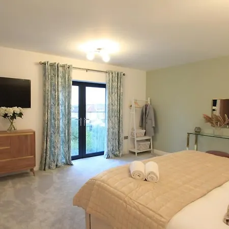 Cabot Mews 8 * 브리스틀